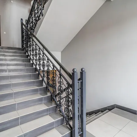 Apartament Z Osobna Sypialnia W Pieknej Kamienicy W Centrum Breslavia Esterno foto