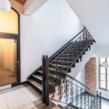 Apartament Z Osobna Sypialnia W Pieknej Kamienicy W Centrum Breslavia Esterno foto