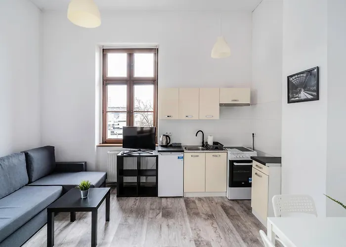 Apartament Z Osobna Sypialnia W Pieknej Kamienicy W Centrum